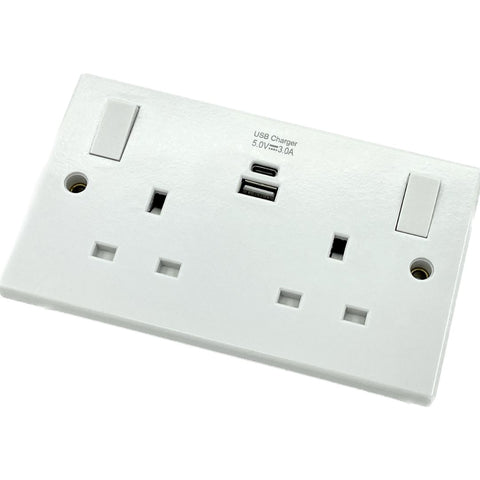 2 Gang Switched Socket with USB A+C - MrPRICE.online