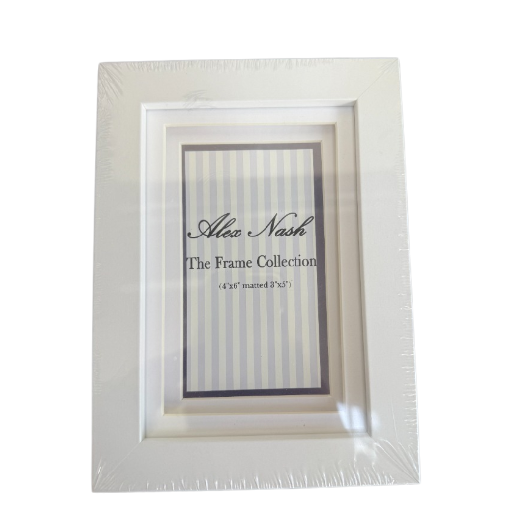 Double Mount Frame – White, 4x6 Inches Matted 3x5 Inches – MrPRICE.online